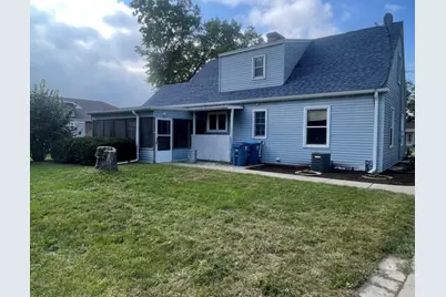 1026 S 4th Street, Aurora, IL 60505 - Photo 3