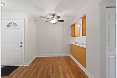 1975 Kenilworth Circle #B, Hoffman Estates, IL 60169 - Photo 7