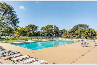 1415 E Central Road #422C, Arlington Heights, IL 60005 - Photo 17