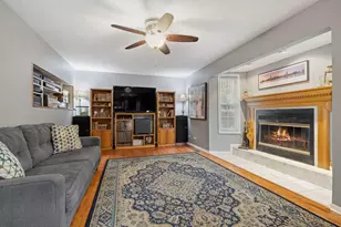 308 Foxworth Ct, Aurora, IL 60502 - Photo 11