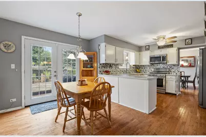 308 Foxworth Court, Aurora, IL 60502 - Photo 9