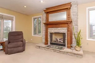 1909 Marzel Dr, Bloomington, IL 61701 - Photo 11