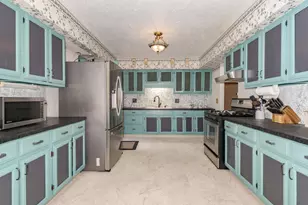 1909 Marzel Dr, Bloomington, IL 61701 - Photo 13