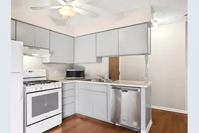 11 Echo Court #12, Vernon Hills, IL 60061 - Photo 9