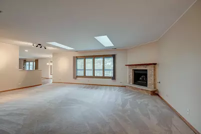 2757 Harbor Drive #2757, Joliet, IL 60431 - Photo 3