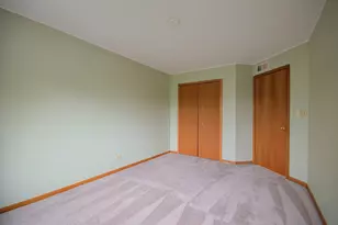 2757 Harbor Dr, Joliet, IL 60431 - Photo 21