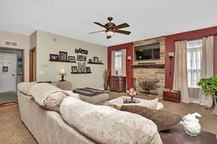 1631 Farmside Ln, Bolingbrook, IL 60490 - Photo 17