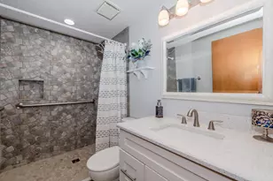 1504 Woodbridge Rd, Joliet, IL 60436 - Photo 3