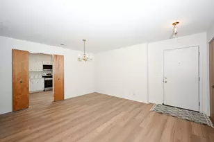 441 N Park Blvd, Glen Ellyn, IL 60137 - Photo 5