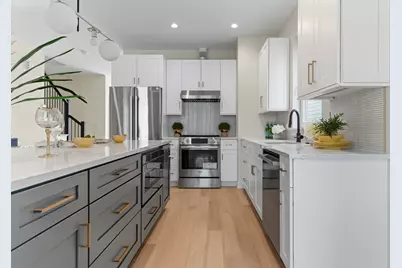 5254 W Newport Avenue, Chicago, IL 60641 - Photo 5