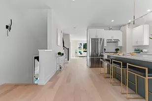 5254 W Newport Ave, Chicago, IL 60641 - Photo 7