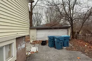 22538 Jeffrey Ave, Sauk Village, IL 60411 - Photo 7