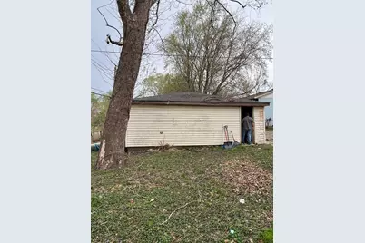 22538 Jeffrey Avenue, Sauk Village, IL 60411 - Photo 11