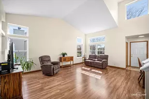 1438 Westbury Cir, North Aurora, IL 60542 - Photo 3