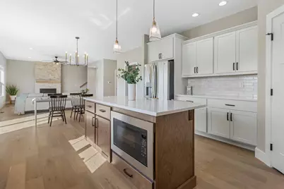 500 Prairie Meadows Drive, Heyworth, IL 61745 - Photo 17