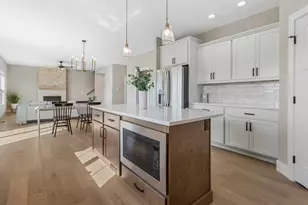 500 Prairie Meadows Dr, Heyworth, IL 61745 - Photo 17