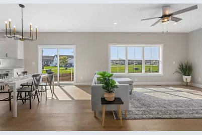 500 Prairie Meadows Drive, Heyworth, IL 61745 - Photo 7