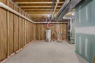 500 Prairie Meadows Dr, Heyworth, IL 61745 - Photo 39