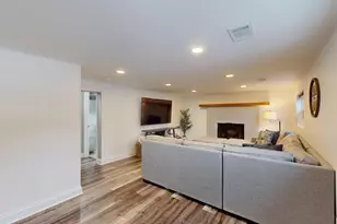 6033 Brookbank Rd, Downers Grove, IL 60516 - Photo 23