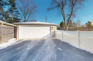 6033 Brookbank Rd, Downers Grove, IL 60516 - Photo 29