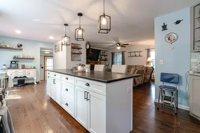 820 Black Partridge Road, McHenry, IL 60051 - Photo 7