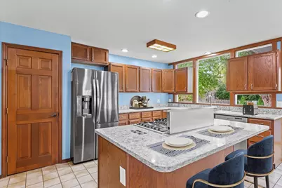 2401 Lakewood Drive, Champaign, IL 61822 - Photo 11