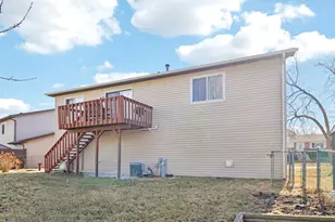 4485 Bayside Cir, Hoffman Estates, IL 60192 - Photo 31