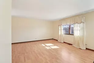 4485 Bayside Cir, Hoffman Estates, IL 60192 - Photo 11