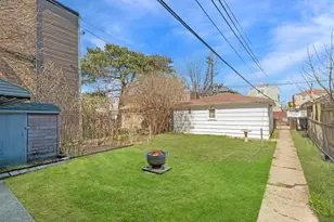 5128 W Henderson St, Chicago, IL 60641 - Photo 9