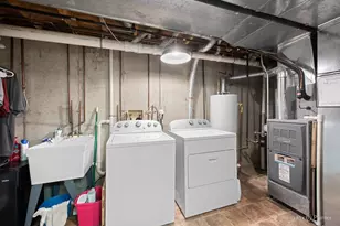 212 Village Creek Dr, Lake in the Hills, IL 60156 - Photo 25