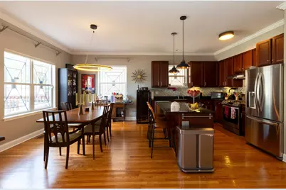 2042 W Warren Boulevard, Chicago, IL 60612 - Photo 9