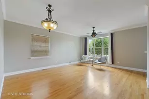 2042 W Warren Blvd, Chicago, IL 60612 - Photo 5