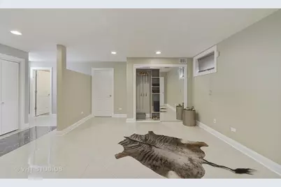 2042 W Warren Boulevard, Chicago, IL 60612 - Photo 25