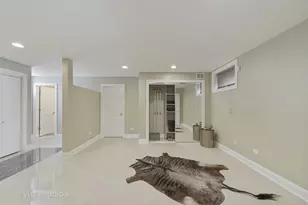 2042 W Warren Blvd, Chicago, IL 60612 - Photo 25