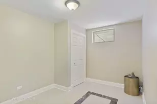 2042 W Warren Blvd, Chicago, IL 60612 - Photo 31