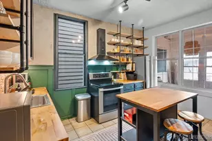 3826 N Whipple St, Chicago, IL 60618 - Photo 11