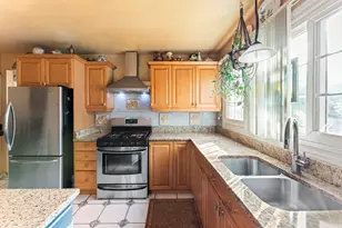 253 Sterling Ln, Bloomingdale, IL 60108 - Photo 5