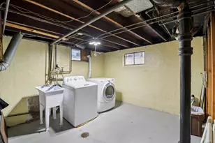 796 Parkway Ave, Elgin, IL 60120 - Photo 19