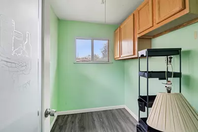 796 Parkway Avenue, Elgin, IL 60120 - Photo 11