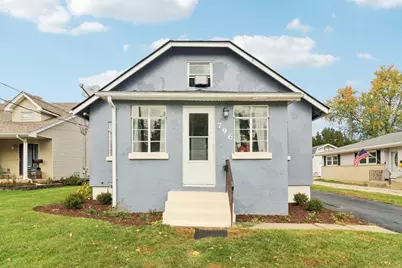 796 Parkway Avenue, Elgin, IL 60120 - Photo 1
