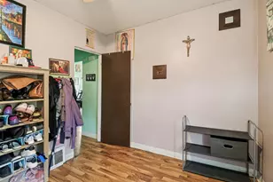 796 Parkway Ave, Elgin, IL 60120 - Photo 13