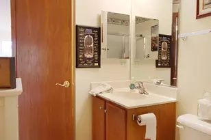 226 W Park Ave, Sugar Grove, IL 60554 - Photo 33