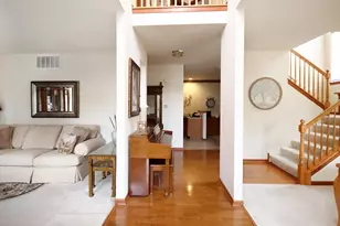 226 W Park Ave, Sugar Grove, IL 60554 - Photo 5