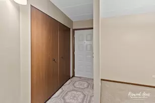 18137 Martin Ave, Homewood, IL 60430 - Photo 3