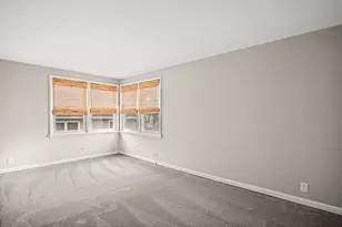 107 N Mallory Ave, Batavia, IL 60510 - Photo 5