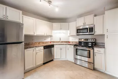 141 N La Grange Road #601, La Grange, IL 60525 - Photo 7