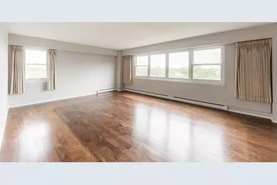 141 N La Grange Road #601, La Grange, IL 60525 - Photo 3