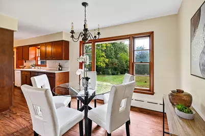 219 79th Street, Burr Ridge, IL 60527 - Photo 7