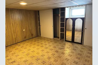 664 E 142nd Street, Dolton, IL 60419 - Photo 13