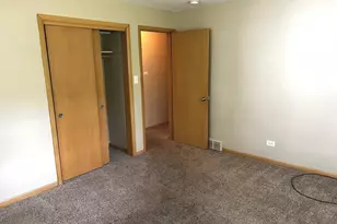 664 E 142nd St, Dolton, IL 60419 - Photo 11